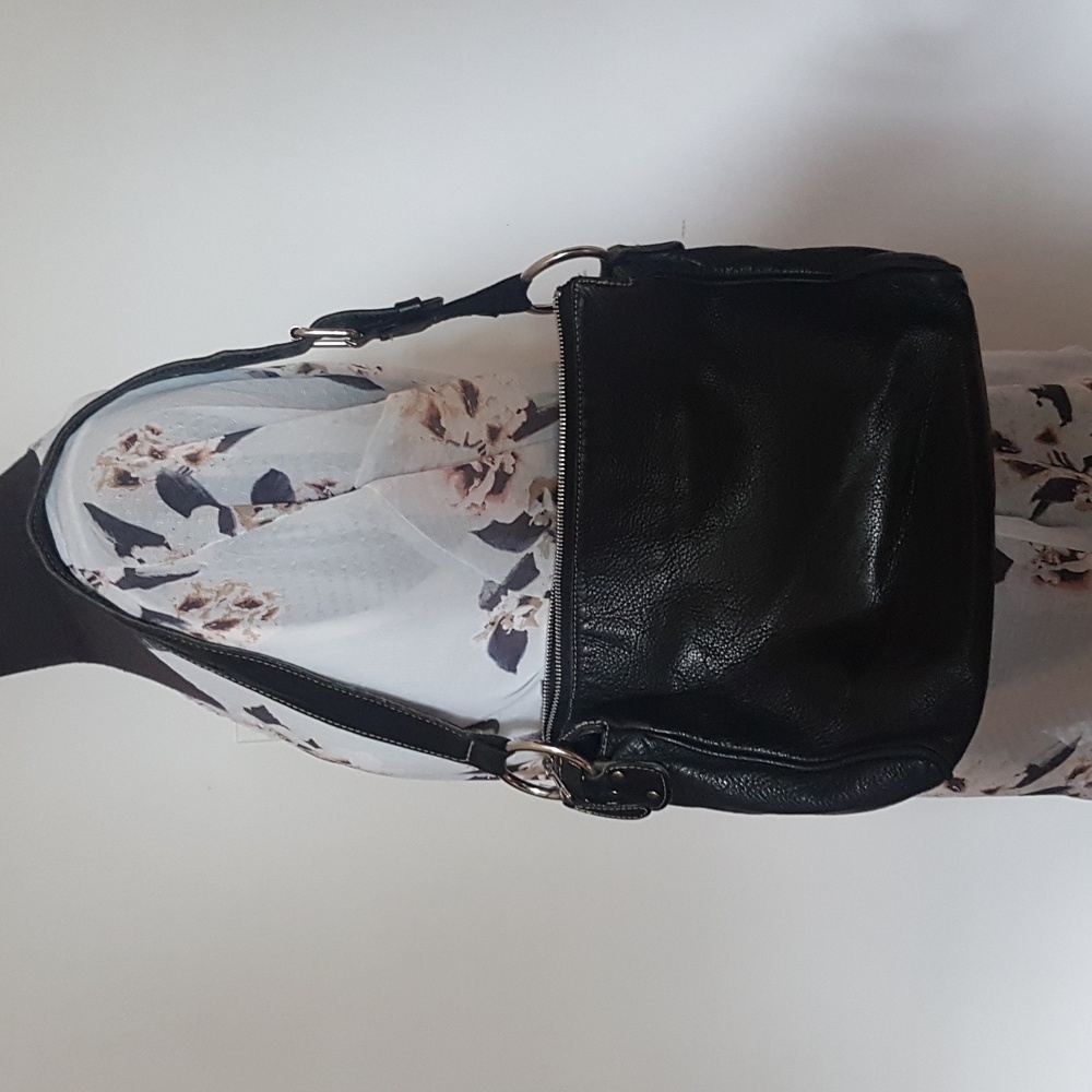 Roots Black Leather Shoulder Bag